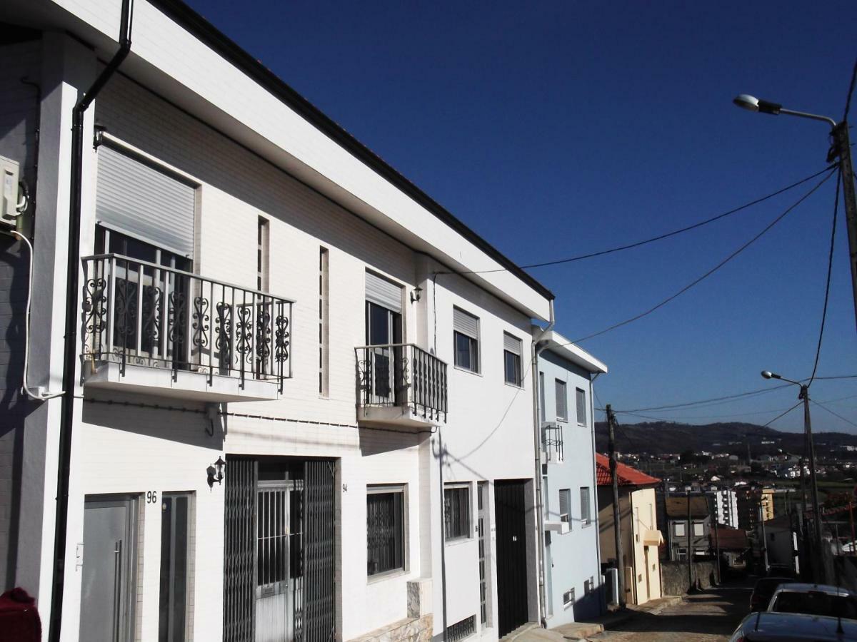Sinos Rio Tinto Hotel Campainha Exterior photo